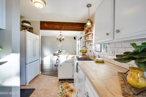 631 Roskilde Rd, Solvang CA  93463-2118 exterior