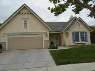 236 Del Ponte Dr, Greenfield, CA 93927-5371