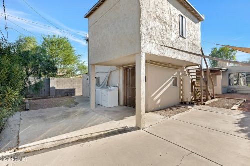 2515 10 St, Phoenix AZ 85020-5821 exterior