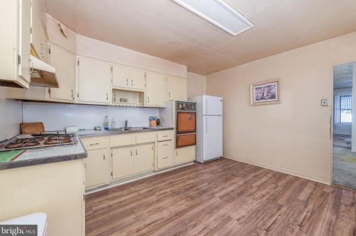 1424 Jackson St, Philadelphia PA 19145-3617 exterior