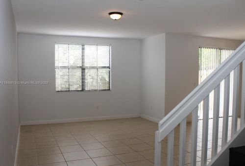 22559 102nd Ave, Miami, FL 33190-1022
