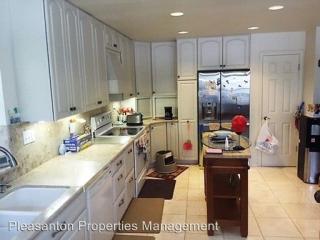 4525 Owl Ct, Pleasanton CA  94568-7525 exterior