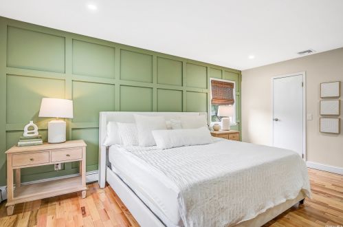 147 Waterside Ave, Northport NY  11768-2154 exterior