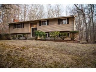 392 Green Hill Rd, Madison, CT 06443-2354