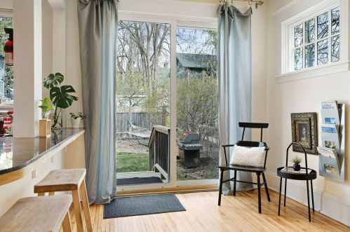 2503 Irving Ave, Minneapolis MN 55405-3529 exterior