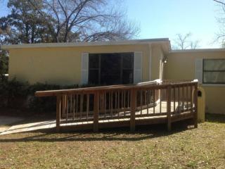 2449 Cotillion Rd, Jacksonville, FL 32211-4142