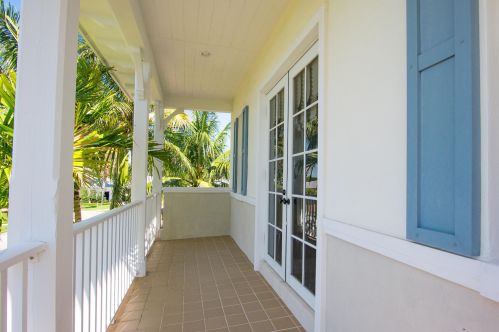 6520 Martinique Way, Vero Beach FL  32967-7575 exterior