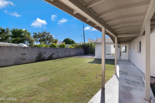 6844 8th Ave, Phoenix AZ  85013-1004 exterior