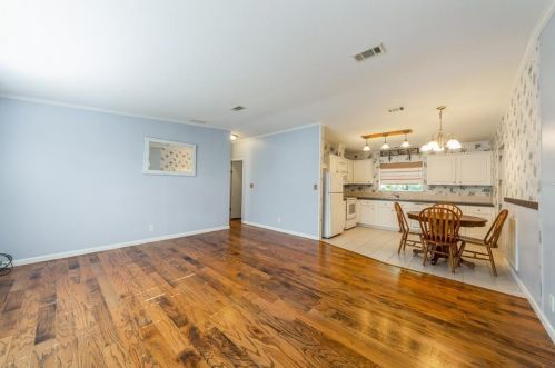 12416 Farmettes Rd, Lakeland, FL 33809-0934