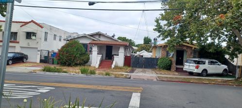1549 Havenscourt Blvd, Oakland, CA 94621-3629