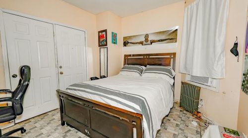 312 169th St, Bronx NY  10452-7701 exterior