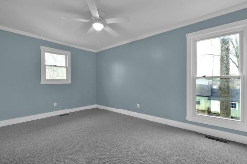 492 Jefferson St, Pataskala OH  43062-8207 exterior