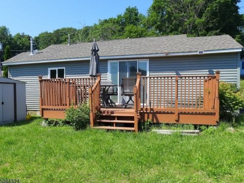 494 Otterhole Rd, West Milford, NJ 07480-4334