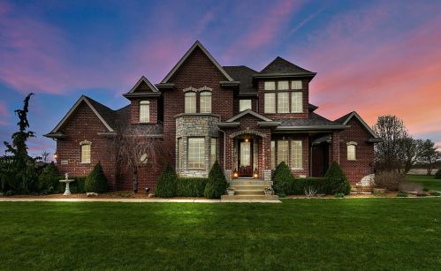 14940 Hendricks Ln, Crown Point, IN 46307-5275