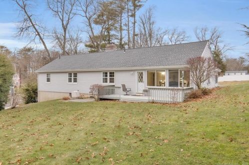 24 Cleveland St, Plainville CT  06062-1227 exterior