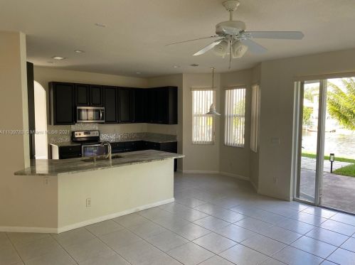 13333 31st St, Hollywood FL  33027-3907 exterior