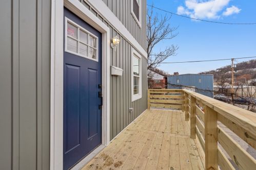 1303 Tell St, Pittsburgh, PA 15212-4204