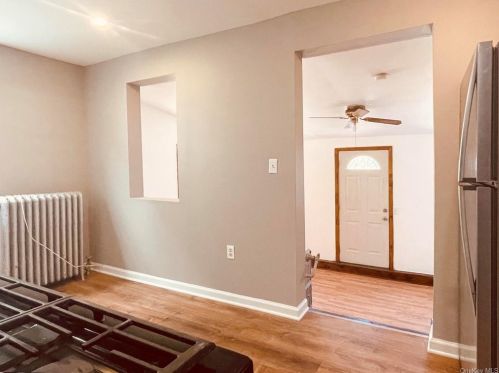 327 6th Ave, Mount Vernon NY  10550-4113 exterior