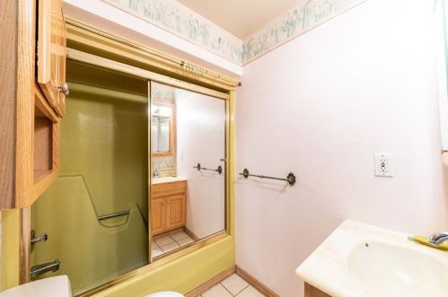 152 Richmore Dr, Verona PA  15147-2510 exterior