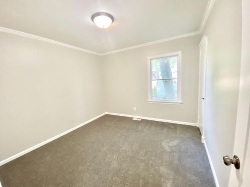 2139 Inner Cir, Hammond IN  46321-3214 exterior