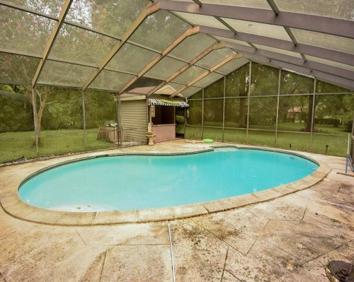 10427 Woodland Dr, Port Richey, FL 34669-2120