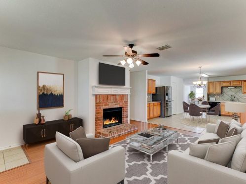 2617 Tuscan View Dr, Fort Worth TX  76131-5125 exterior