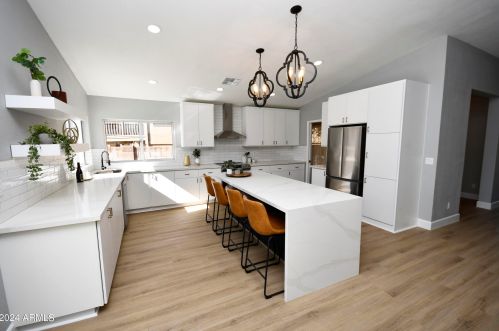 5627 Saguaro Dr, Glendale AZ  85304-4606 exterior