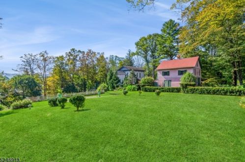 430 Green Ln, Belvidere NJ  07823-1236 exterior