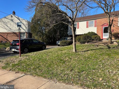 722 Jonathan Dr, Norristown, PA 19406-1730