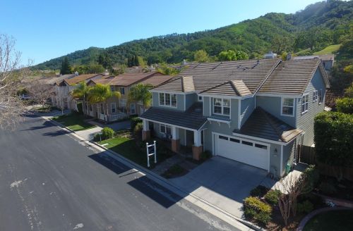 7145 Lahinch Dr, Gilroy CA  95020-3058 exterior