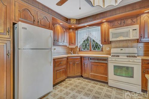 3176 Clark Ln, South Plainfield, NJ 07080-5239