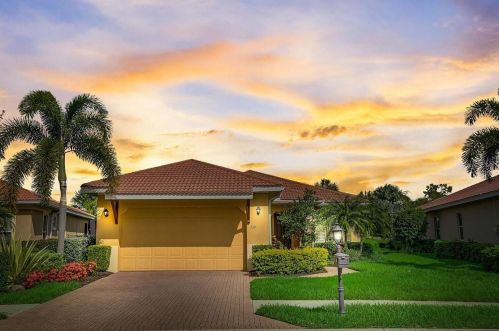 130 Palazzo Ct, Nokomis, FL 34275-6719