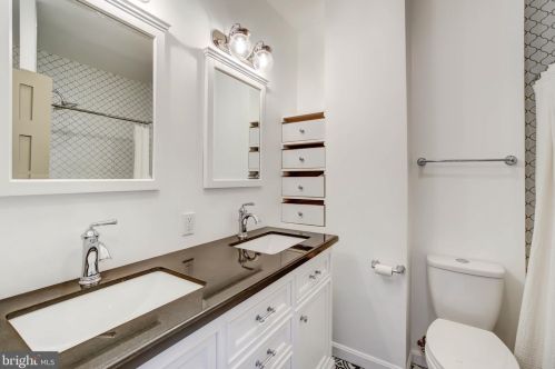 659 K St, Washington DC  20001-2506 exterior