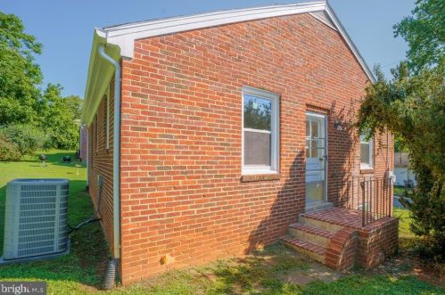 148 Tomlinson Ct, Madison Mills VA  22960-1420 exterior