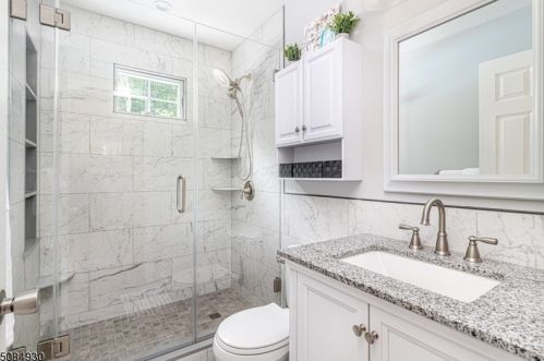 59 Layton Rd, Wantage NJ  07461-1807 exterior