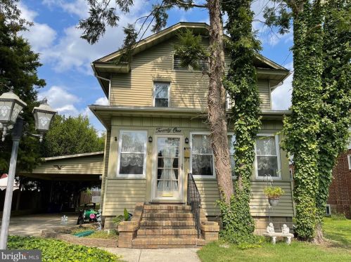 21 Spruce Ave, West Deptford, NJ 08093-1117