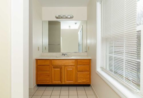 17 Windsor Ct, Poughkeepsie NY  12601-1116 exterior