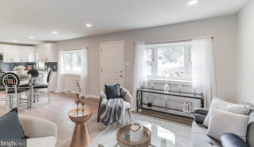 2746 Old Welsh Rd, Willow Grove PA  19090-3934 exterior