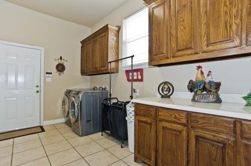 1101 Chesapeake Dr, Midlothian TX exterior