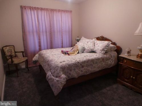 131 Baltusrol Dr, Charles Town WV  25414-4085 exterior