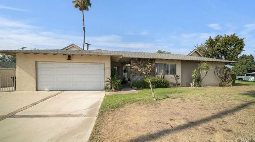 2830 Diversa Dr, Ontario, CA 91761-6433