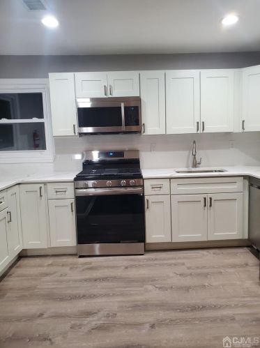 74 Glenwood Ter, Perth Amboy NJ  08863-1339 exterior