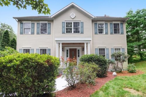410 Buddington Rd, Huntington, CT 06484-5316