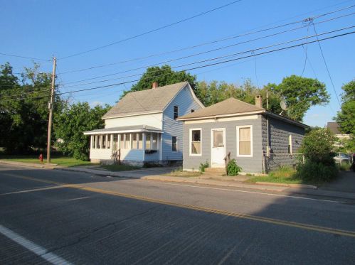 77 Elm St, Unity NH  03743-5005 exterior