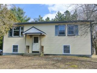 54 Railroad St, Georgia, VT 05468-3081