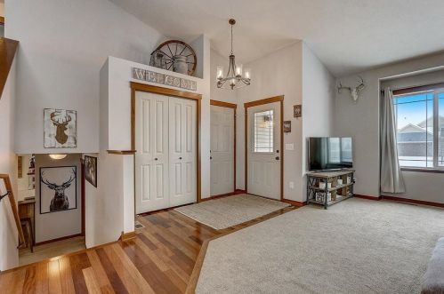 12320 Midway Cir, Minneapolis, MN 55449-6058