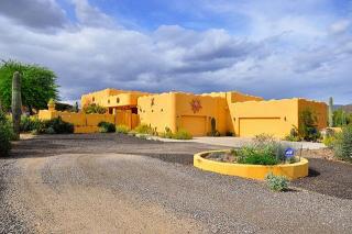 42406 9th Ave, Phoenix, AZ 85086-7198