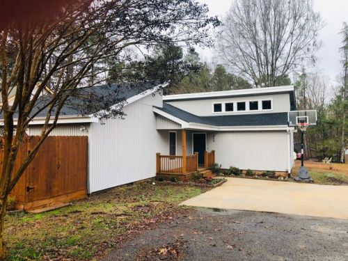429 Harbor Trce, Sanford NC  27332-8395 exterior