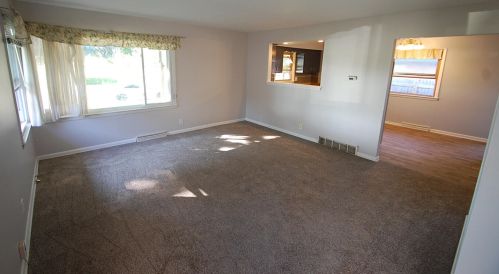 8967 Herbert Ave, Milwaukee, WI 53225-4952