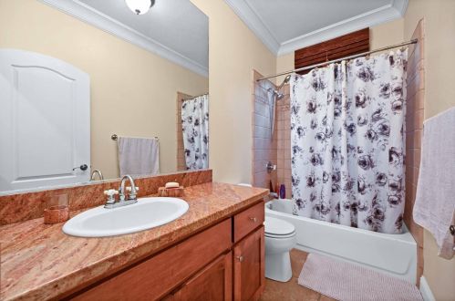 4021 Calistoga Ct, Modesto CA  95356-8987 exterior